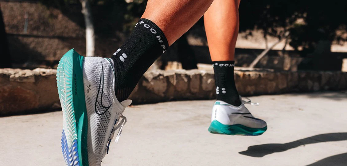 Compressport Pro Marathon Socks V2.0 - Image 9