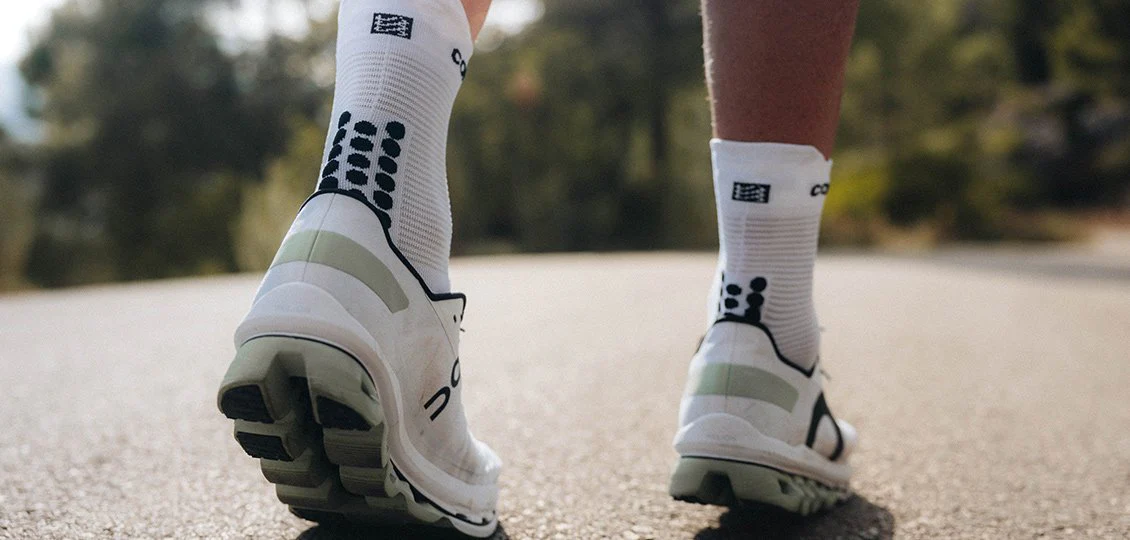 Compressport Pro Racing Socks Run V4.0 High - Image 30