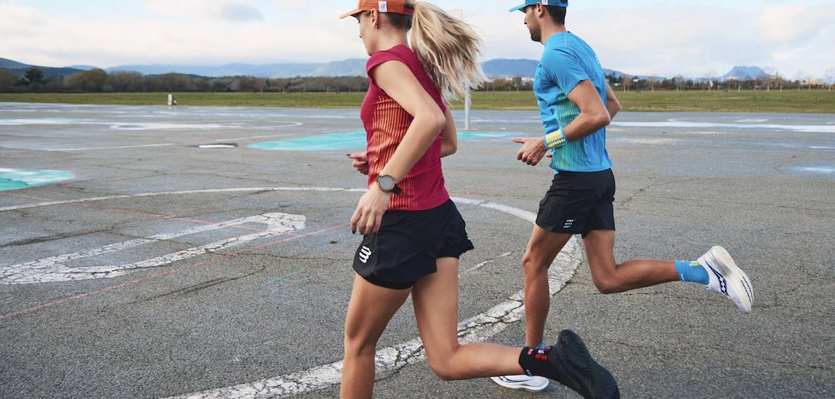 Compressport Pro Racing Socks Run V4.0 High - Image 42