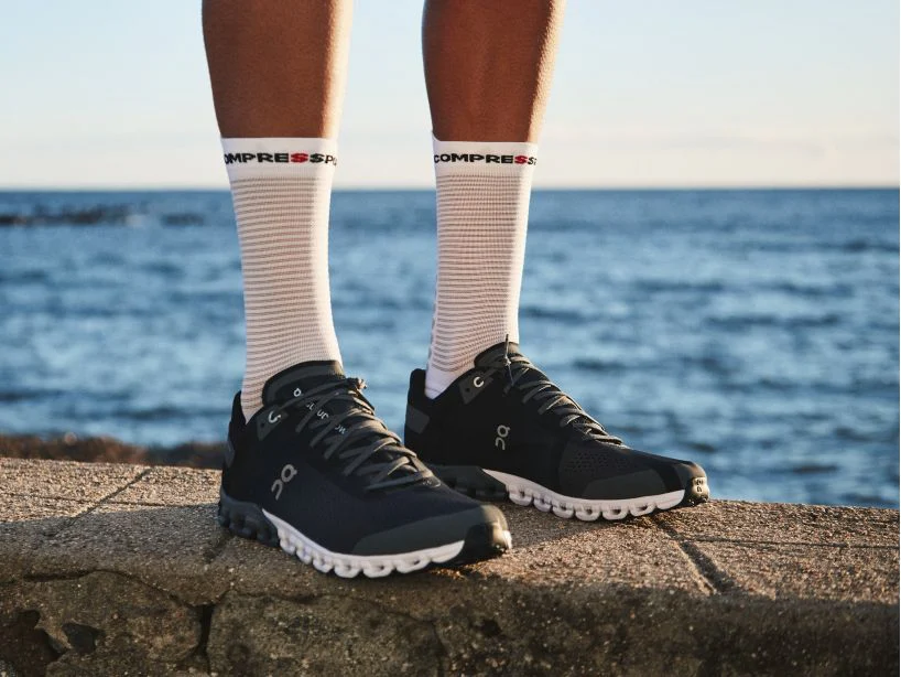 Compressport Pro Racing Socks Run V4.0 High - Image 48
