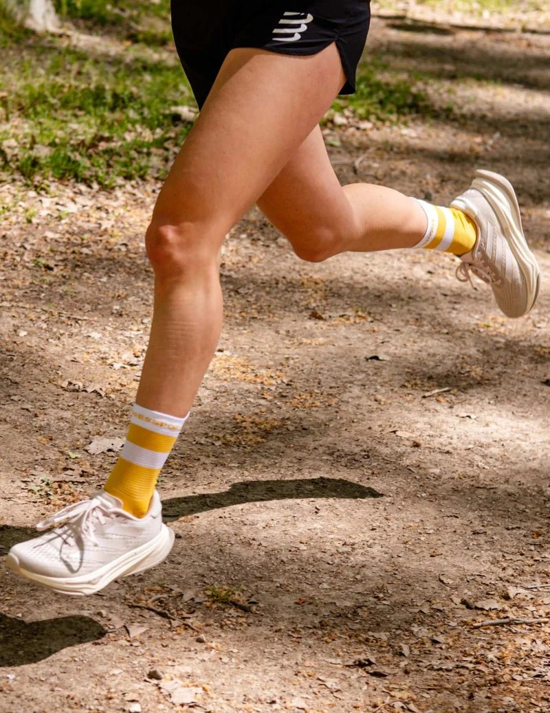 Compressport Pro Racing Socks Run V4.0 High - Image 61