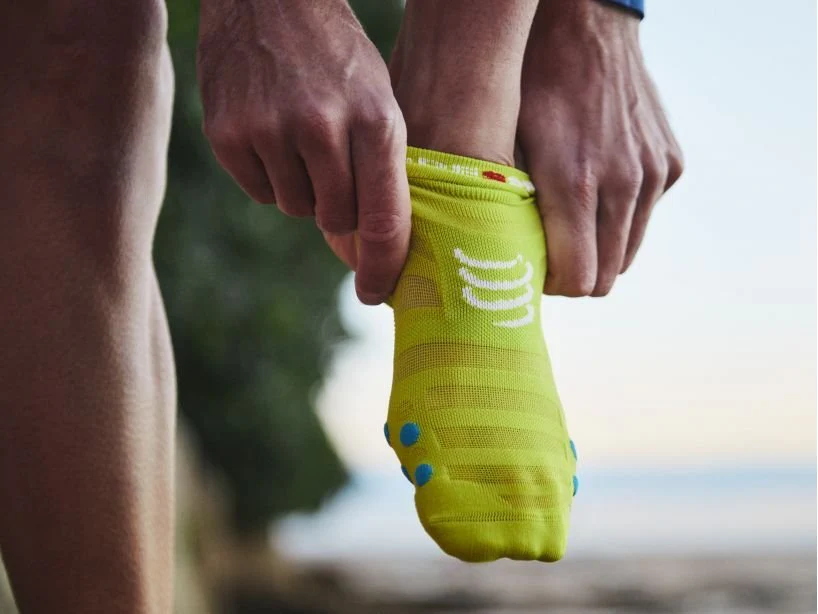 Compressport Pro Racing Socks Run V4.0 Ultralight Low - Image 21