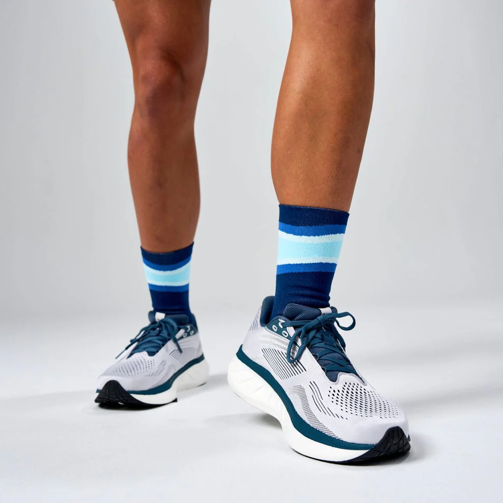 Feetures Elite Light Cushion Mini Crew V2 - Image 15