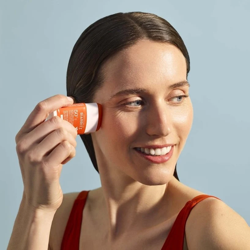 Laboratoires de Biarritz Invisible Sun Stick (SPF 50+) - Image 3